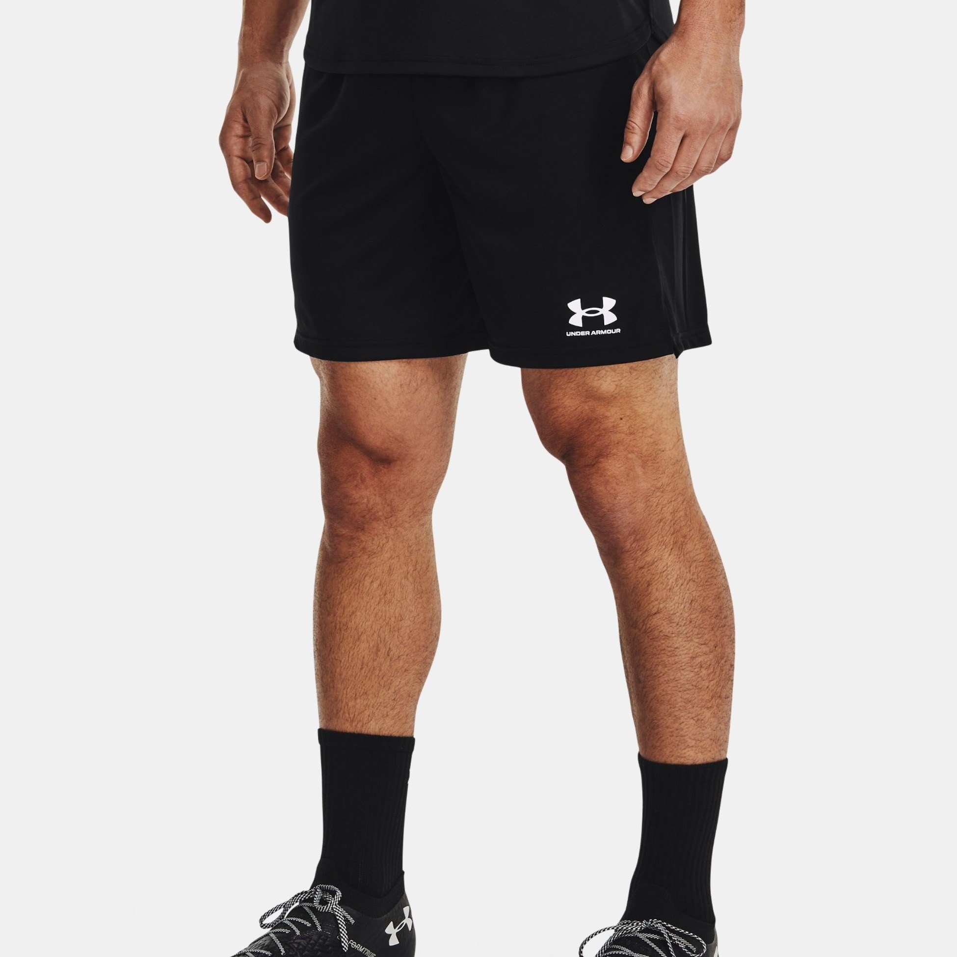 [언더아머 본사]남성 UA 챌린저 코어 쇼츠1372691-001 18,560원
