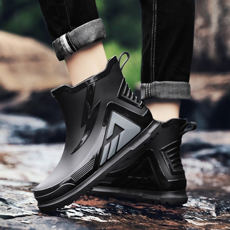 TIMEPURE 방수 남성 장화 트렌디 최신형 외출용 미끄럼방지 신발 배달 라이더/주방 작업용 고무신 낚시 장화 21,900원