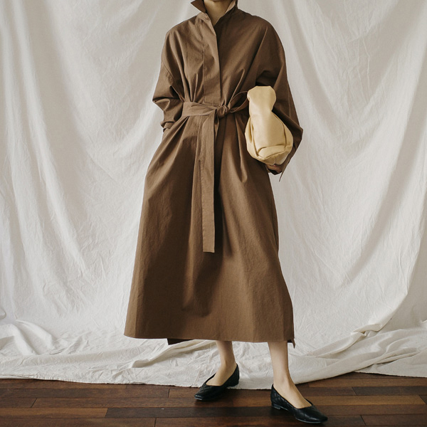 퀸앤조이 분위기갑 루즈핏 핀턱 셔츠 롱원피스 66,600원