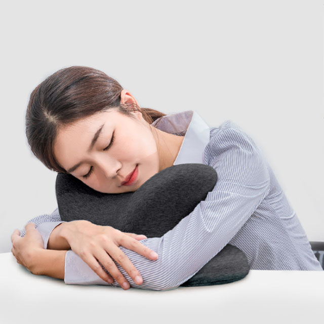 힙앤바디 프리미엄 낮잠쿠션 19,700원