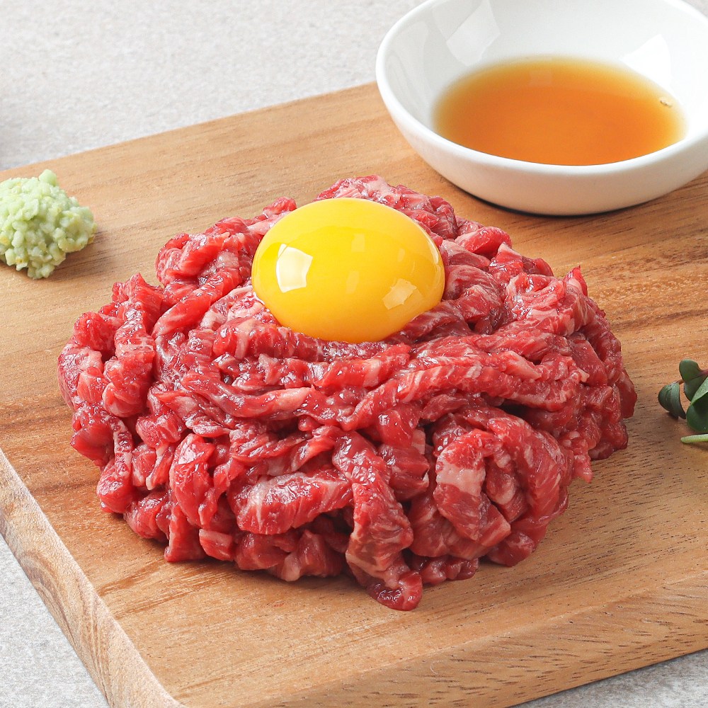 한우 1등급 육회(냉장) 200g+육회소스(간장맛) 49,900원