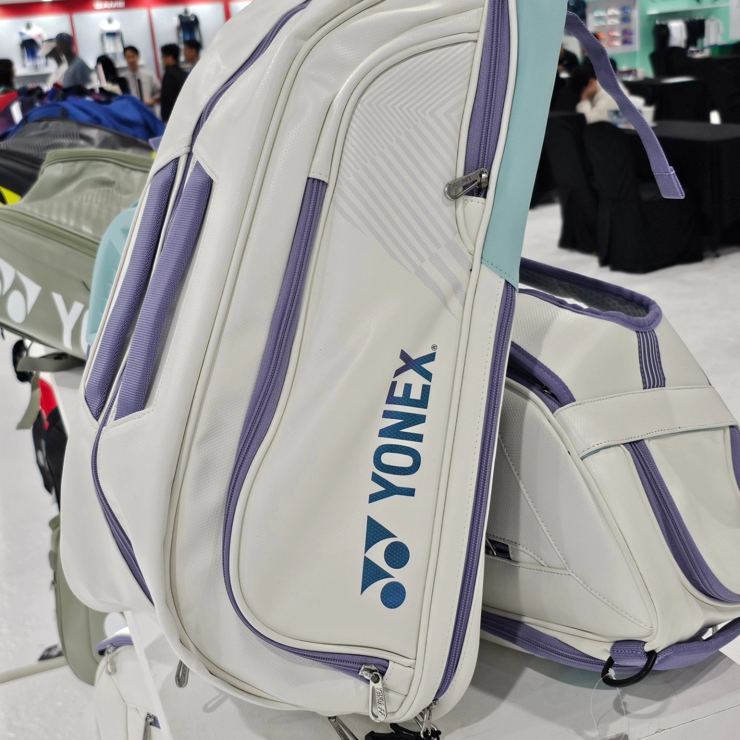 2024 요넥스 BA02312EX 배드민턴 테니스 스쿼시 정구 월드콜렉션 2단 백팩 가방, 화이트/펄블루, 1개 118,000원