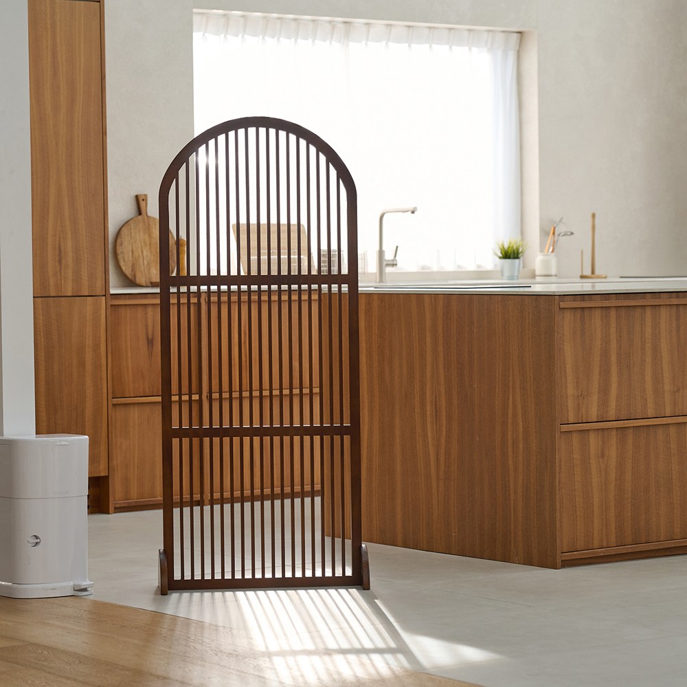 까사라움 원목 인테리어 라운드 스트라이프 1400 1단 공간분리 파티션 3color 95,000원