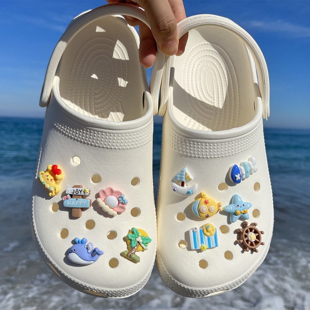 동행 바다 파츠 11pcs 세트 신발 꾸미기 악세사리 슬리퍼 데코 파츠 바다 감성 폭발 8,300원
