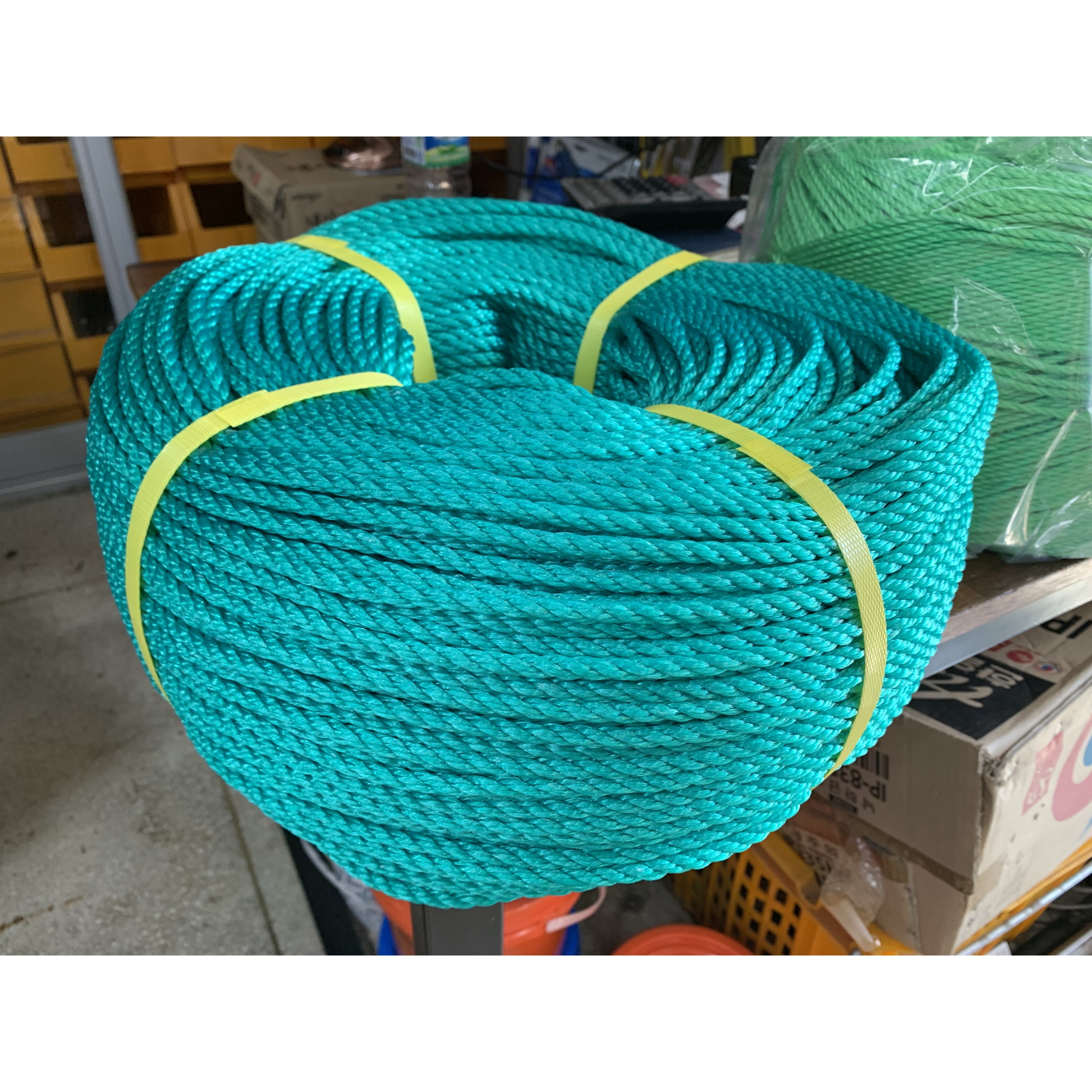 녹색 피이로프 밧줄 동아줄 안전로프 PE로프 6mm 400m 12mm 200m 35,000원