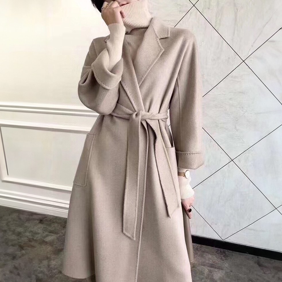 나도퀸 디오벨 벨티드 울 롱코트 198,000원