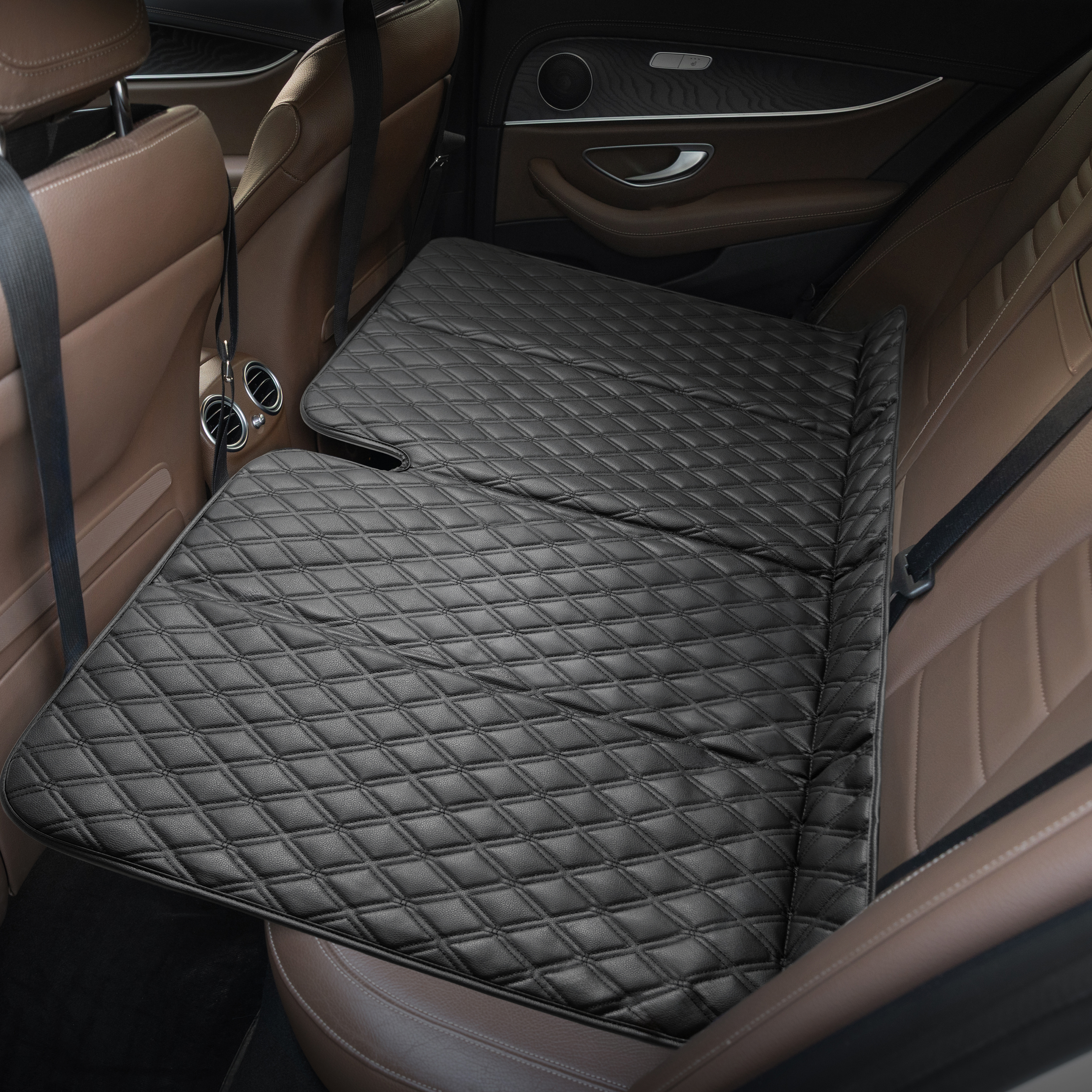 메이튼 차량용 확장형 2열 트렁크 뒷좌석 평탄화 차박매트, 블랙, 컨텐츠 참조 24,400원