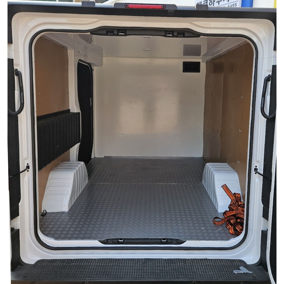 아우라 고무매트 현대 ST1 적재함 냉동탑차 특장 하이탑 트렁크매트 방수 짐칸 발판 바닥 깔판 177,000원