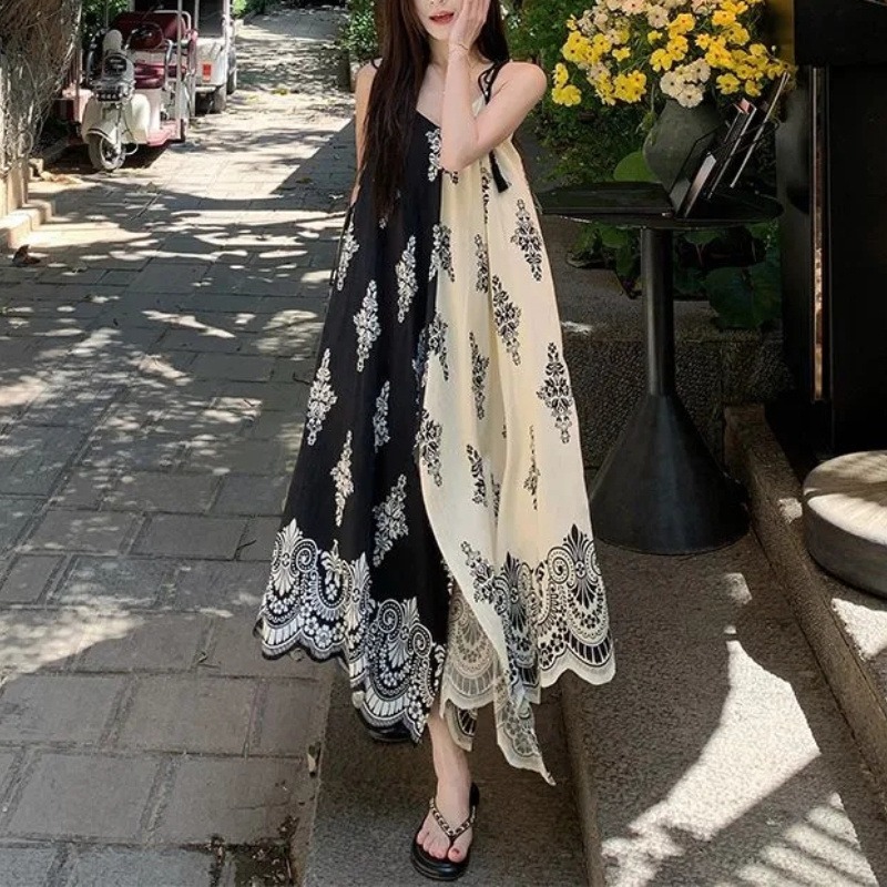 여성 민소매 롱 원피스 배색 플라워 패턴 레이스 밑단WZS60212 21,420원