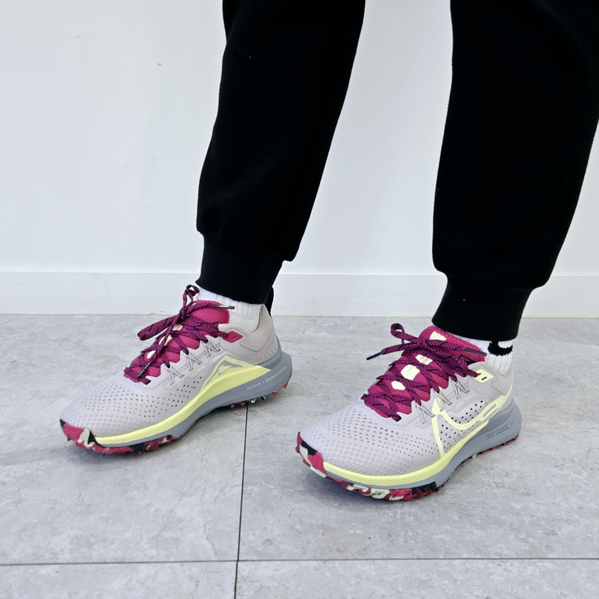 나이키리액트 페가수스 편한 러넝화 트레일4 트레킹 등산 얼룩지우개 108,000원