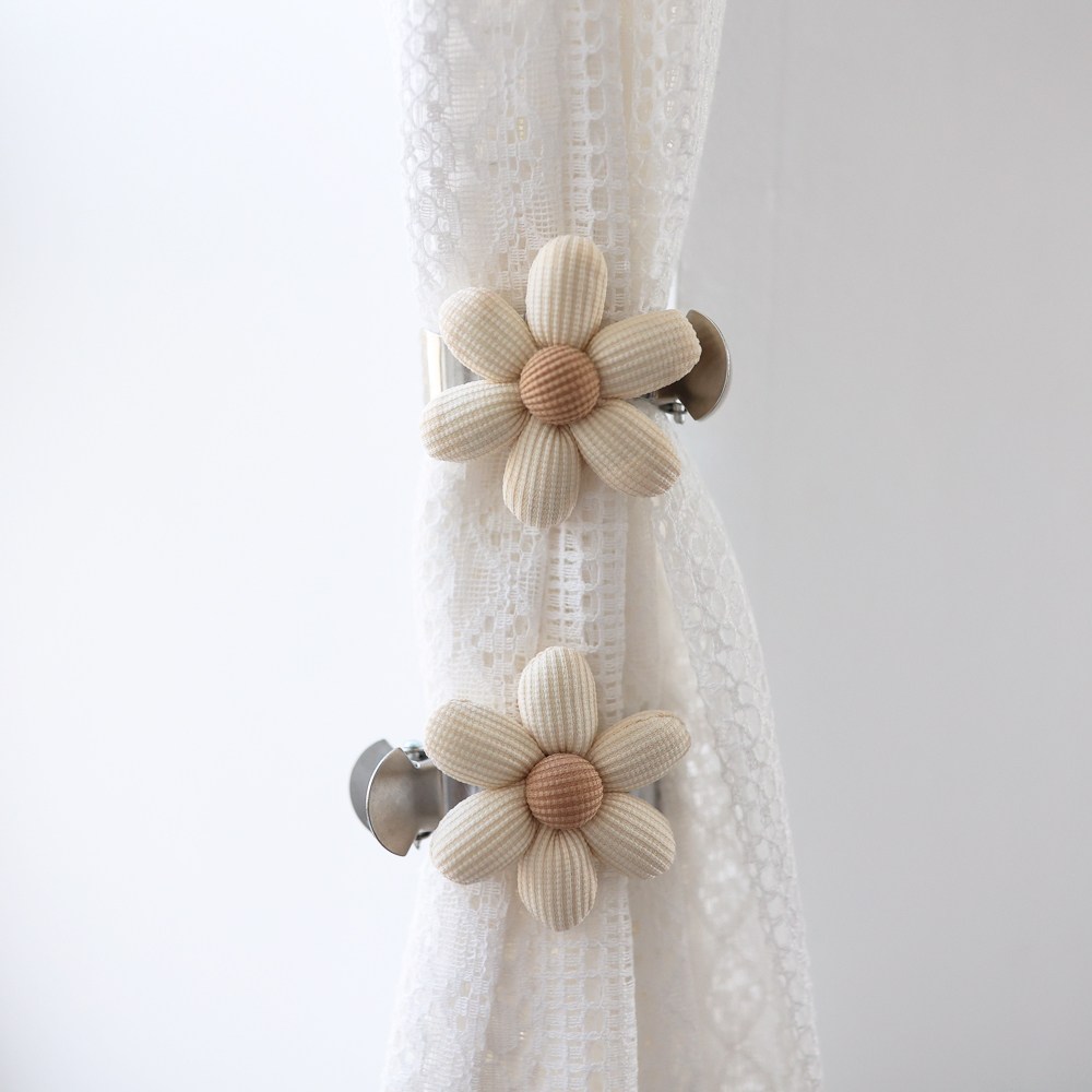 케이트가든 자체제작 데이지 커튼 집게 2P 세트 8,740원