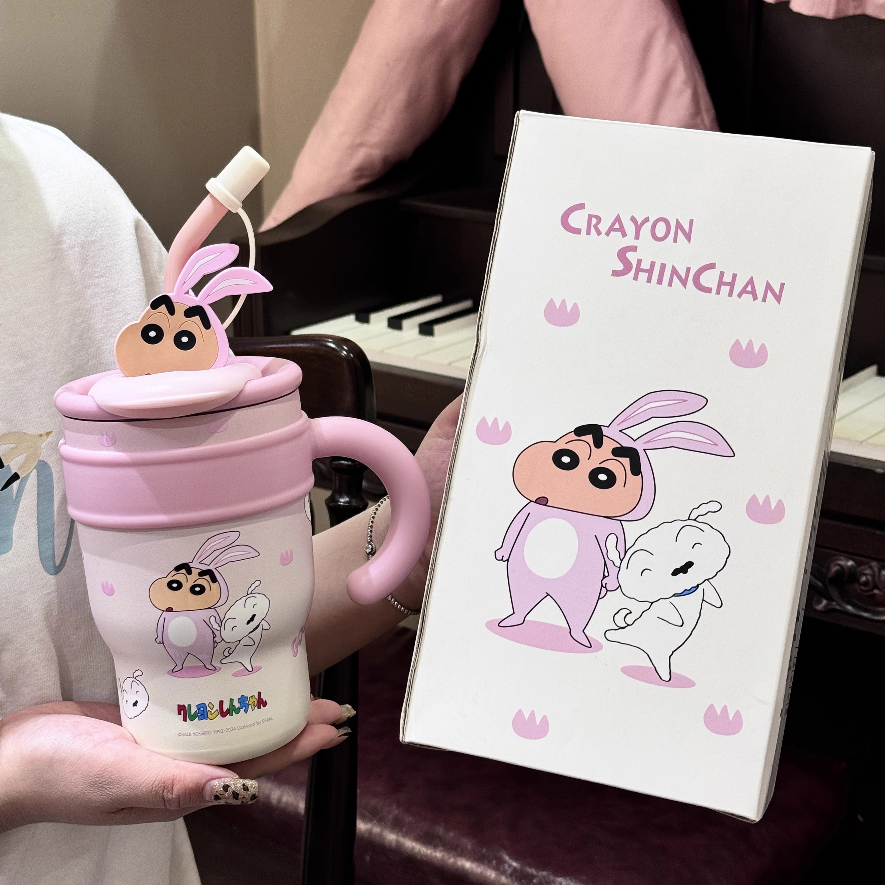 다나에 짱구 공식 라이센스 대용량 커피 보냉 보온병 빨대 스테인리스 손잡이 텀블러+Integrated International Trade Co. Ltd 머리핀 19,700원