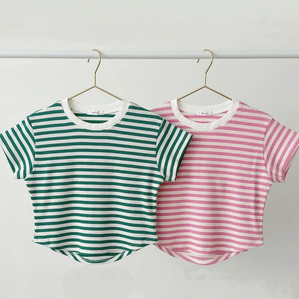 여성 스트라이프 세미크롭 라운드 반팔 티셔츠 11,200원