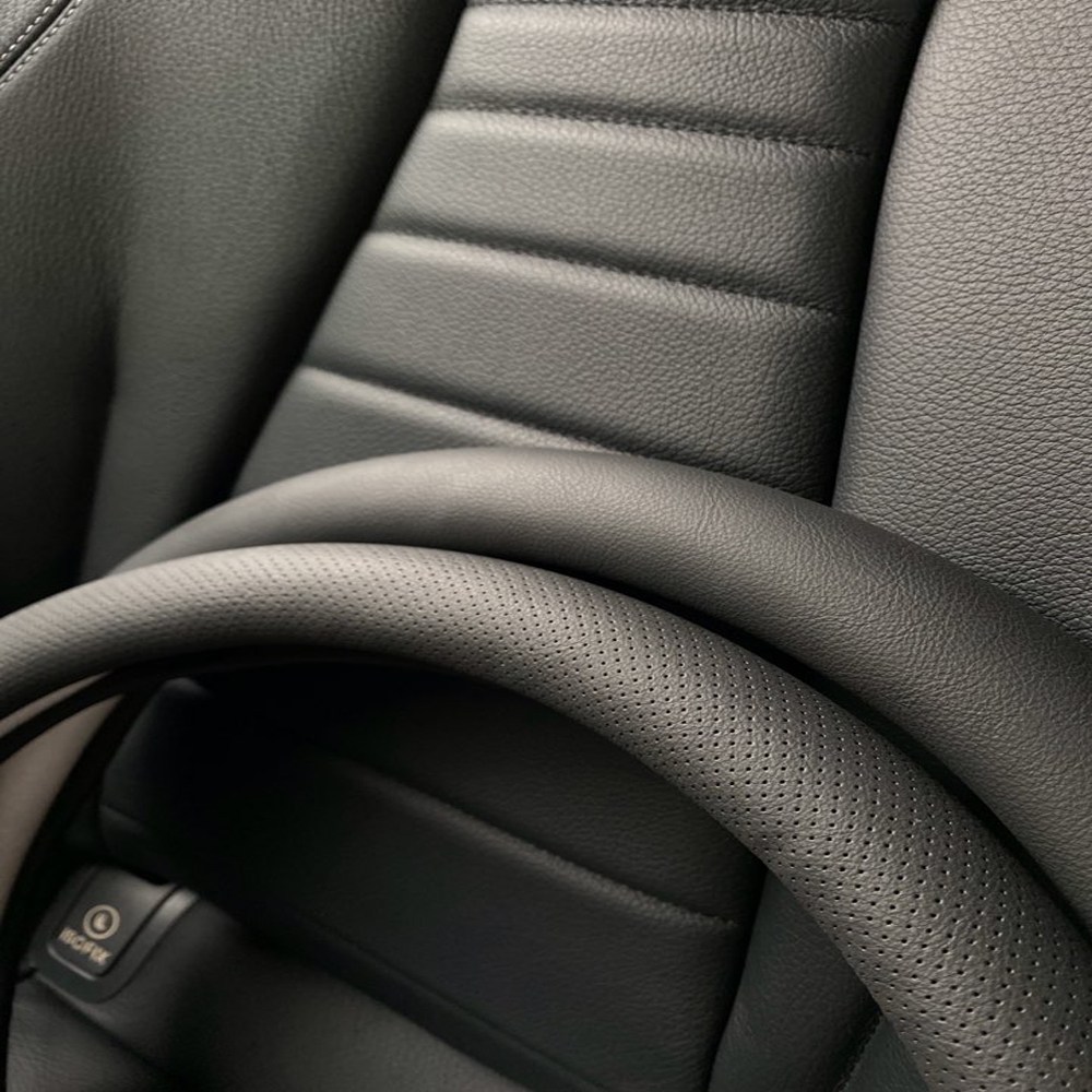 나트리 가죽 원형 타공 핸들커버 넥쏘,맥스크루즈,벨로스터,싼타모 클릭 티뷰론 테라칸 투스카니 아토스 비스토 그랜드 스타렉스 포터2 더블캡 아슬란 셀토스 니로 k3 k5 k7프리미어 k9 올뉴모닝 올뉴쏘렌토R 더마스터 18,700원