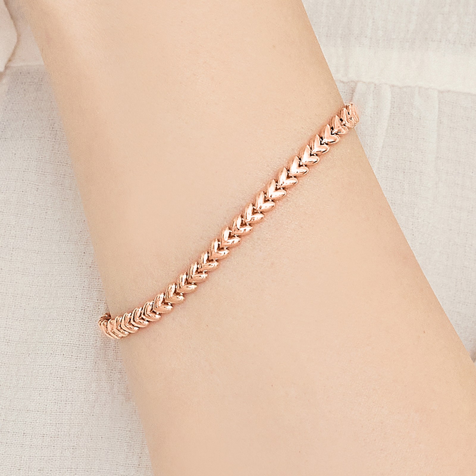 펠리체골드 14K 슈가 하트 통통 팔찌 (+쇼핑백증정) 선물 데일리 골드 체인 하트 기념일 고급 금 여성 체인팔찌 로즈골드 1,441,460원