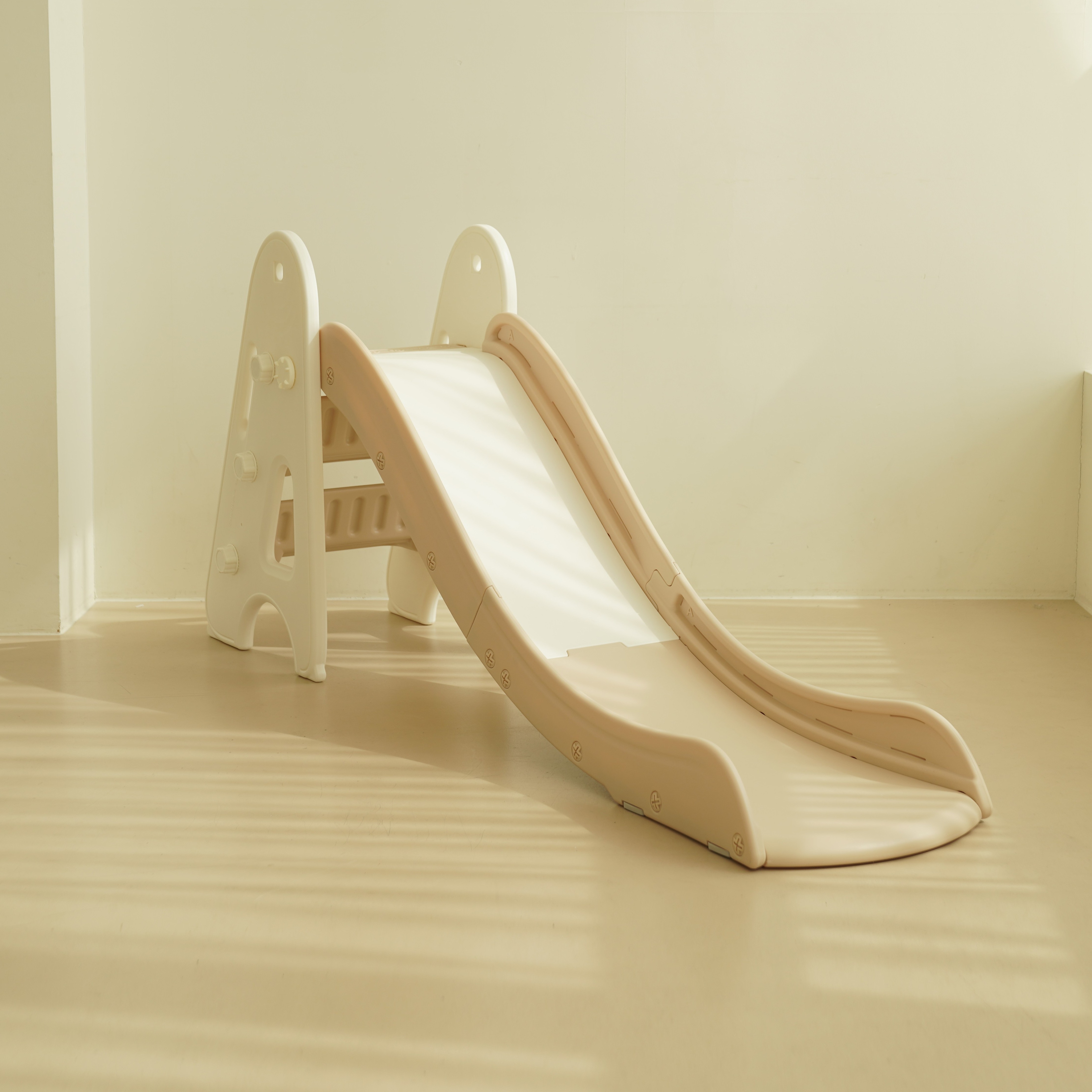 지아지조 유아용 크림 폴딩 미끄럼틀, 단일색상, 1개 73,470원