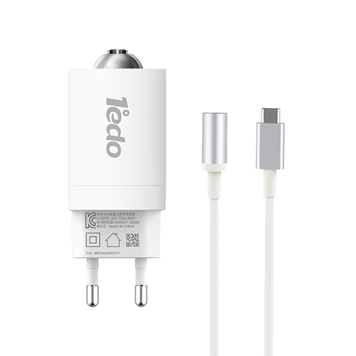 1edo GaN 30W PD PPS 마그네틱 포트 고속 충전기 세트 Type-c 케이블 3A/1M 포함, 1세트, 화이트  18,950원