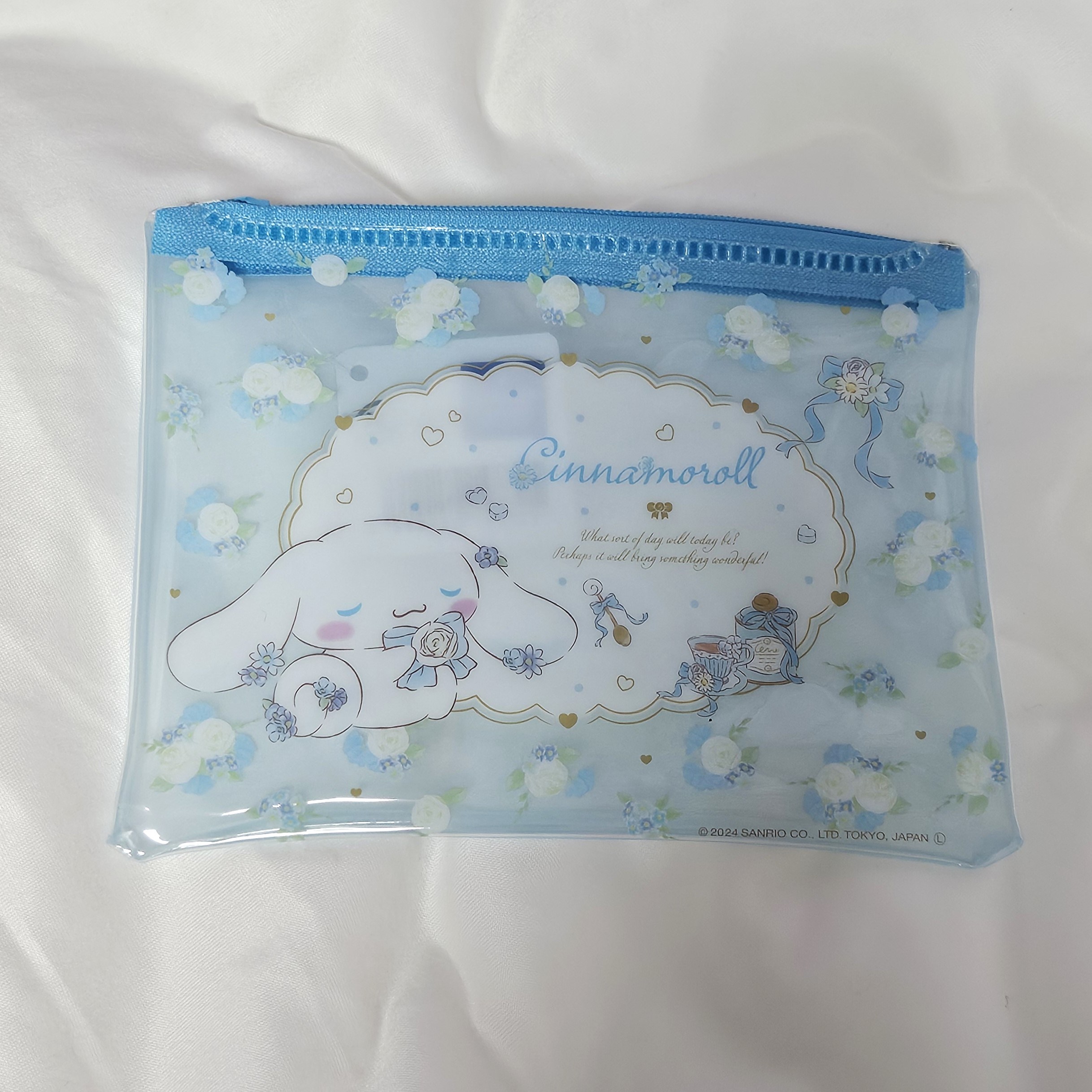 산리오 캐릭터 플라워 사각 방수 파우치 4,000원