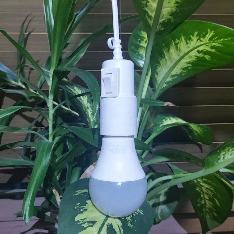 똑딱 스위치 소켓 전선/ 조명 전등 캠핑 카페 식물등 인테리어 조명등 LED전구 작업등 9,800원