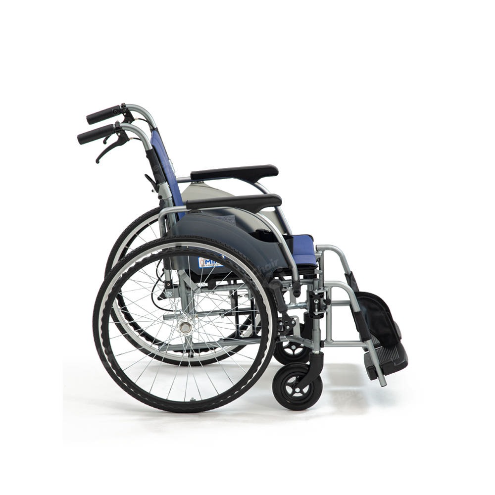 MIKI-LT3 초경량 접이식 수동휠체어 미키코리아메디칼 장애인보장구 550,000원