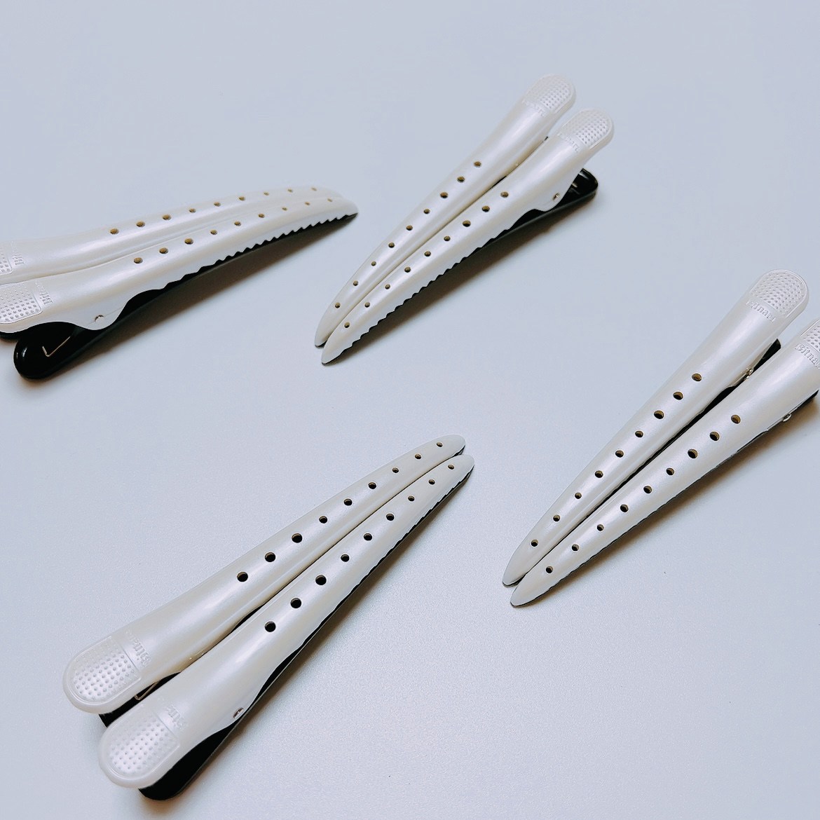 [빗나라]미용실집게핀 헤어핀셋 헤어클립 진주에디션(4pcs) 전문가용 24,000원