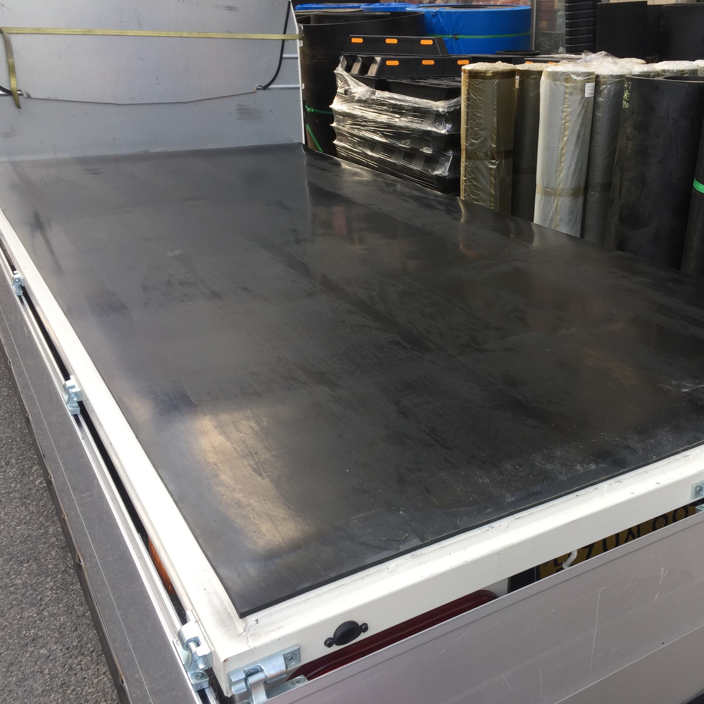 1톤 트럭 적재함 고무바닥매트 9.6T 포터2 봉고3 라보, 기아, 봉고1.2톤 초장축 1600 x 3380 221,480원