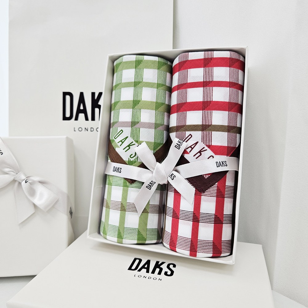 [정품/선물포장] 닥스 패턴 손수건 2장 선물세트 쇼핑백 포함 31,500원