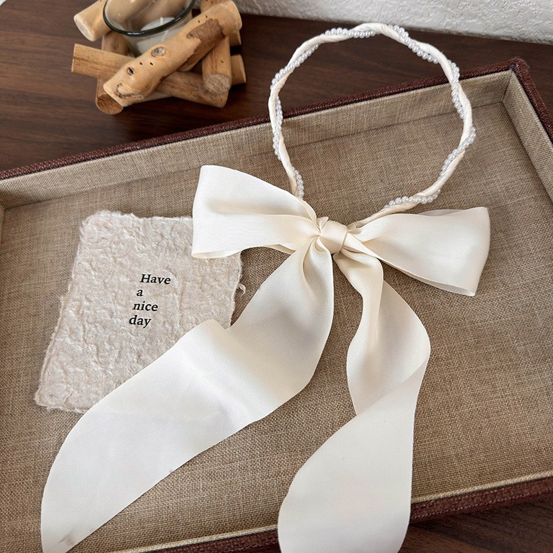 일호장신구 진주 웨이브 리본 헤어밴드 머리띠 롱 스트랩 셀프웨딩 러블리 포인트 14,900원