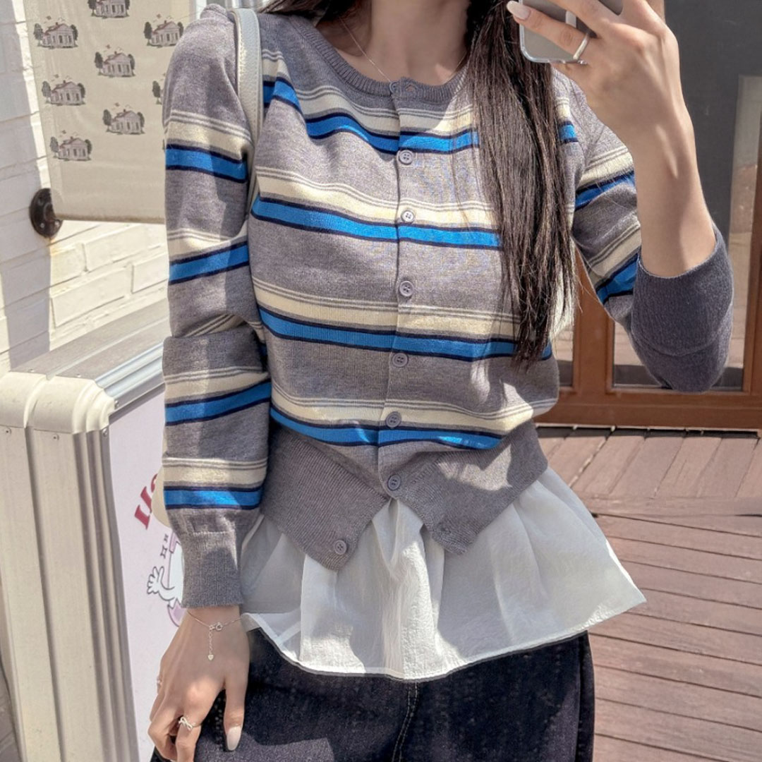 떳다그녀 미엘루 삼색 단가라 크루넥 스트라이프 버튼업 소프트터치 캐주얼 무드 데일리 니트가디건 25,800원