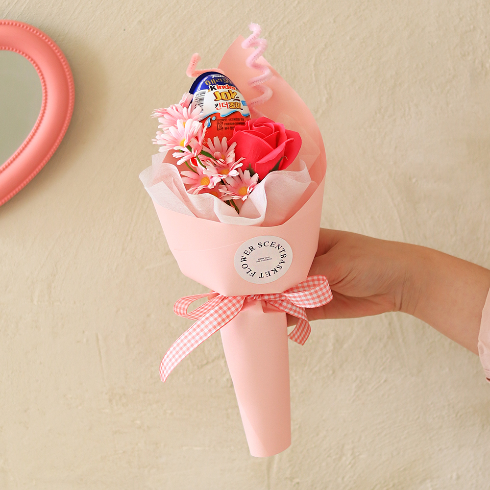 센트바스켓 스윗블룸 킨더조이 꽃다발 13,900원