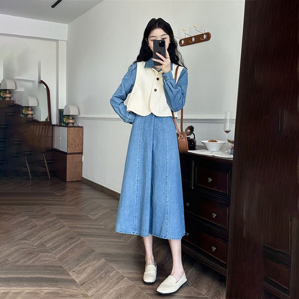 웨일쓰 슬림한 핏을 연출하는 허리라인 디자인 데님원피스+조끼 투피스세트 여성 트렌드 가을 겨울 데님투피스 36,800원