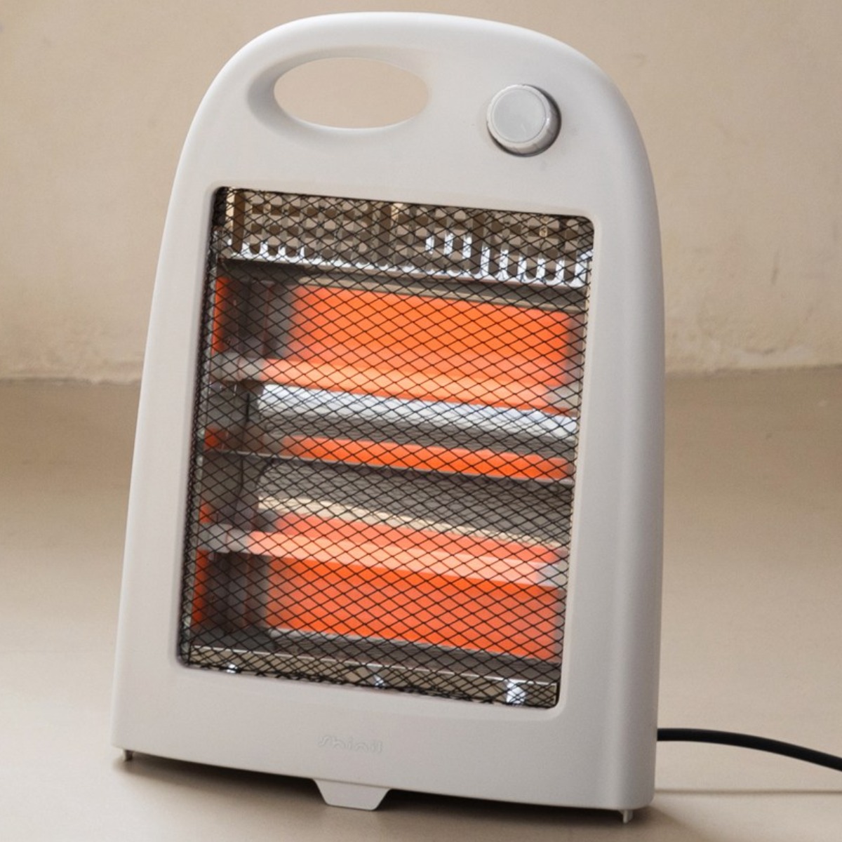 신일 전기히터 석영관히터 저전력 미니전기난로 소형 책상 난방기 22,500원