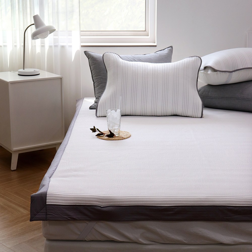 듀라론 제작 쿨데이 여름 접촉 냉감패드 시원한 패밀리패드 고정밴딩, 줄누빔 그레이 153,000원