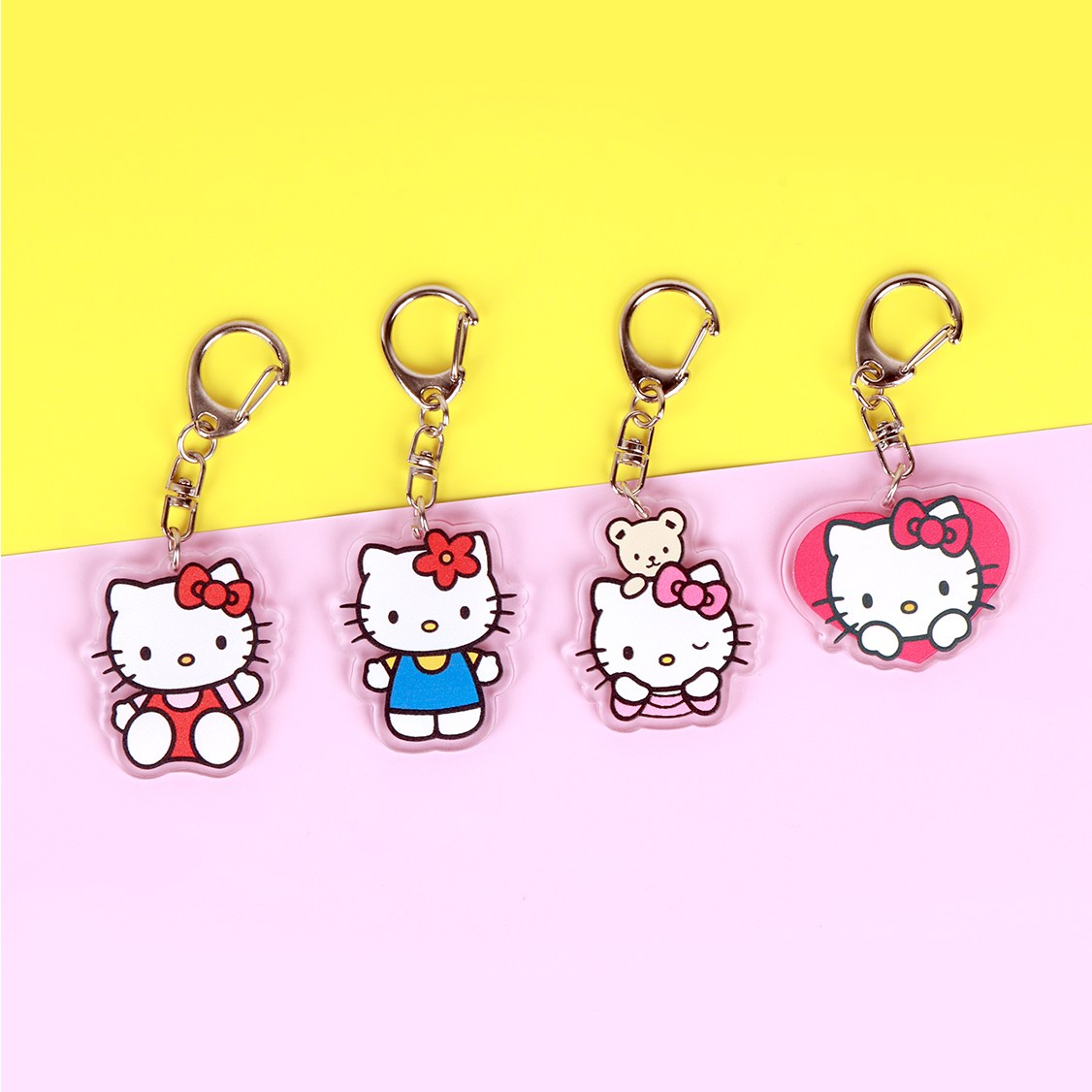 헬로 키티 에어팟 키링 버즈 키링 열쇠고리 아크릴 백참 4종 세트 9,900원