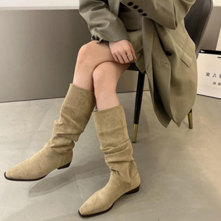 여성 겨울 편한 스웨이드 중목 롱 발목 셔링 주름 부츠 70,230원