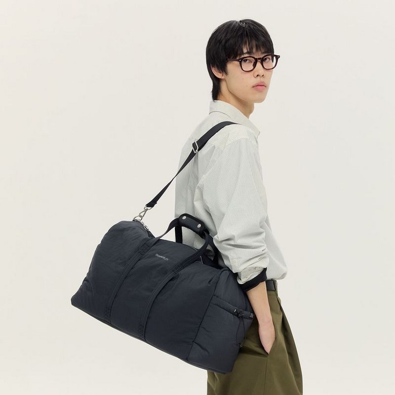 스위치 WEEKENDER 001 L Dawn Black 245617 209,700원