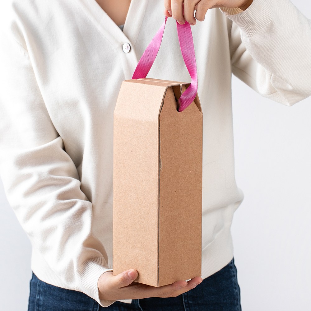 다용도 끈손잡이박스 크라프트 선물상자  90 x 90 x 235 10장 64,000원