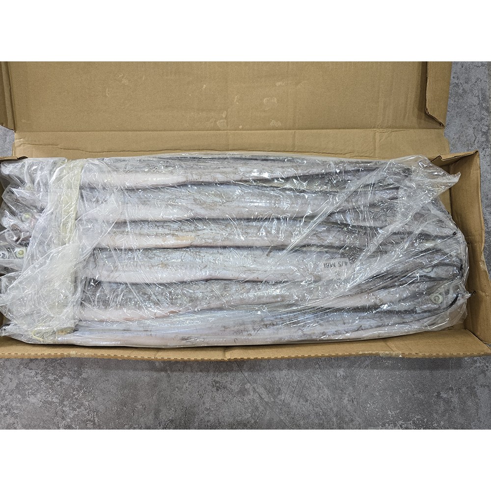 착한물고기 업소용 오만 세네갈 갈치 700-900 마리당 700g 내외 10-11미, 1박스, 세네갈갈치 400-500 8kg 82,000원