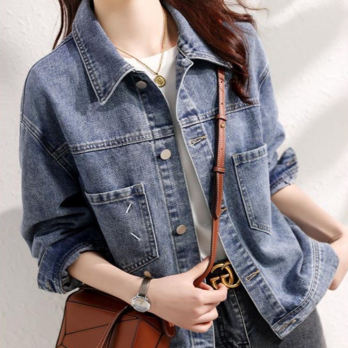 AOKADA 여성 데님 자켓 청남방 점퍼 빈티지 포켓 칼라넥 숏 아웃터 25,400원