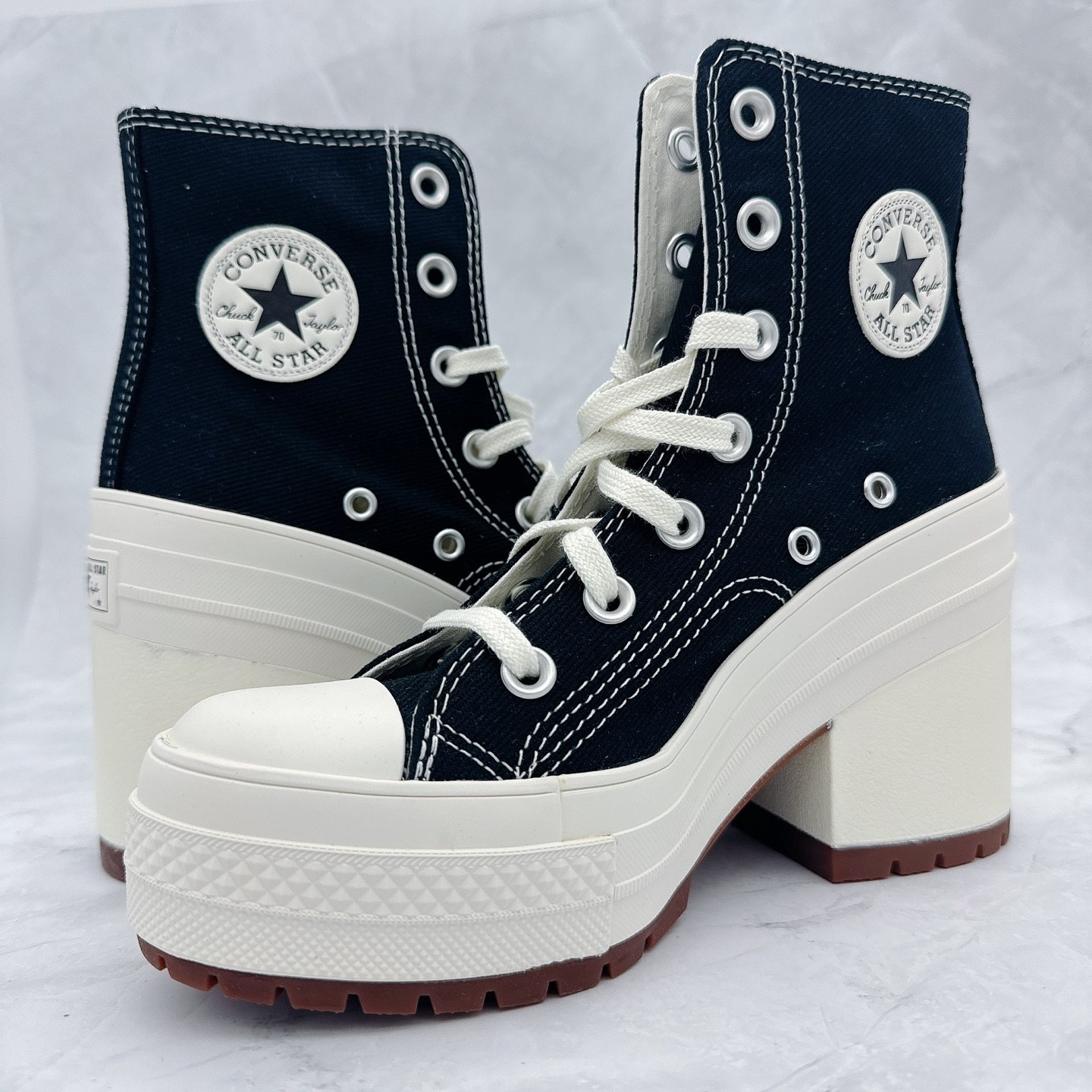 컨버스 여성용 척 70 디럭스 힐 하이 A05347C 109,000원