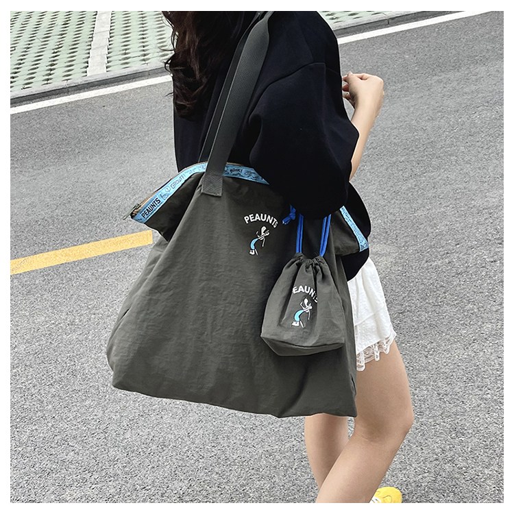 {당일배송} 차차앤코 스누피에코백+파우치세트 초경량 데일리백 대용량 여행가방 캐리어연결보조백 30,890원