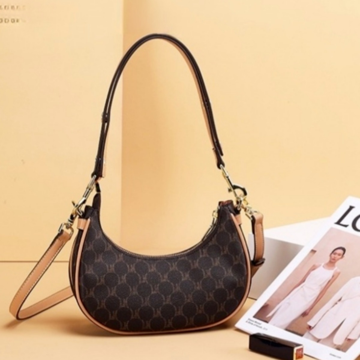 엠유어 프리미엄 반달 크로스백MUO-048 57,500원