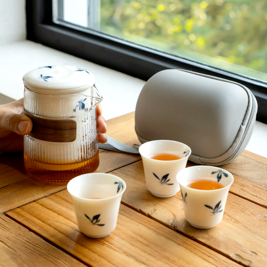 오후반차 난초꽃 휴대용 차우리기 다도 세트, 1세트, 휴대용 파우치 + 다관 + 찻잔 3p + 다건, 혼합색상 65,120원