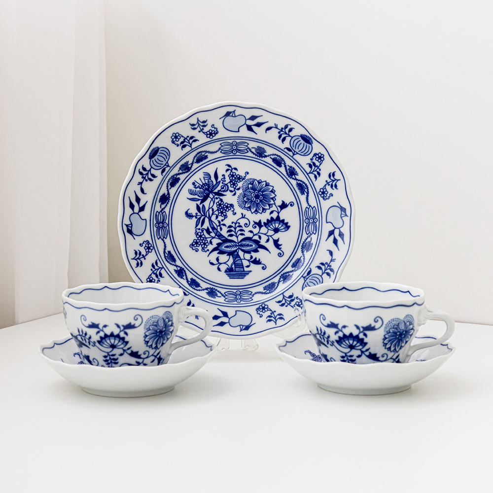 체스키포슬란 쯔비벨무스터 커피잔 2p + 소서 2p + 디저트접시 세트 78,550원