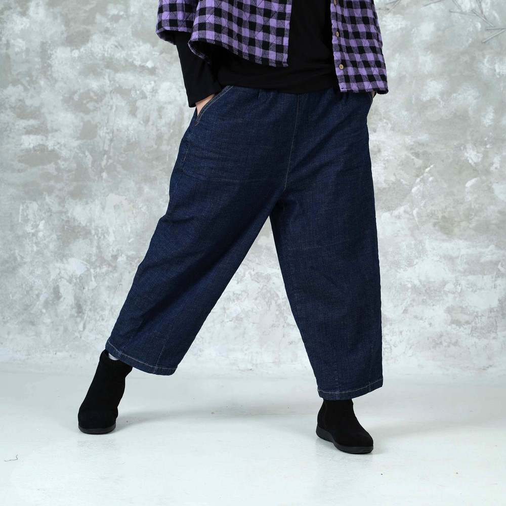 벅시루 여성 노바디진 밑단다트 스판 진청 여자 미시룩 통 9부 밴딩 청바지 438 56,000원