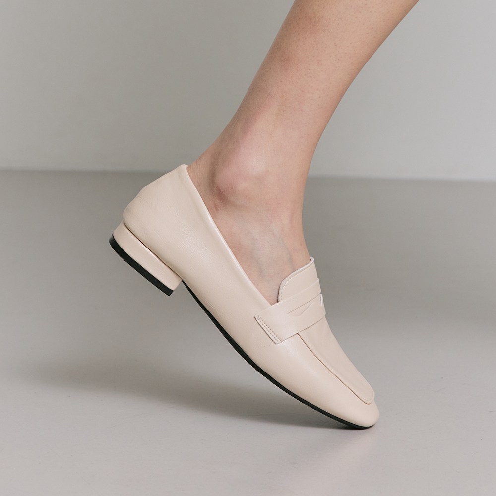 슈리오 여성 데일리 심플 페니 로퍼 (3cm/5cm) 36,890원