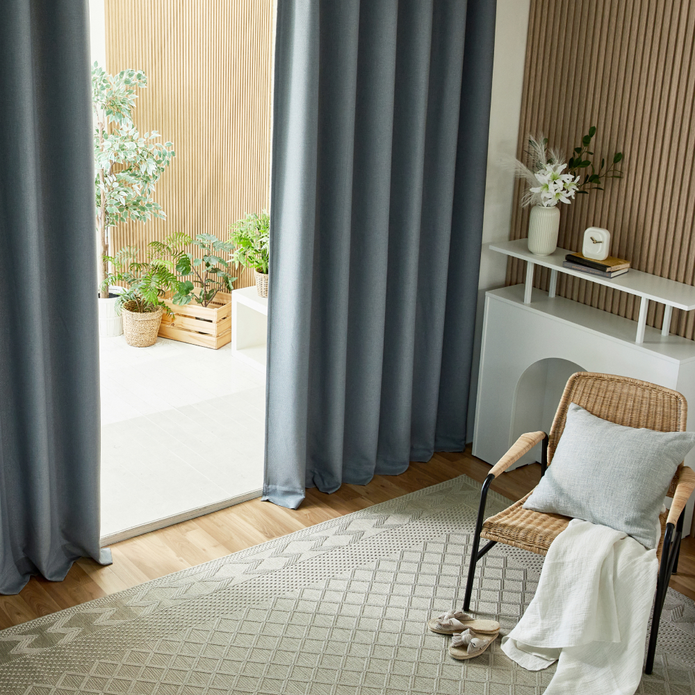 모던하우스 ON 뉴포시즌 패딩 탈부착 3중방한 3도씨 커튼 93,530원