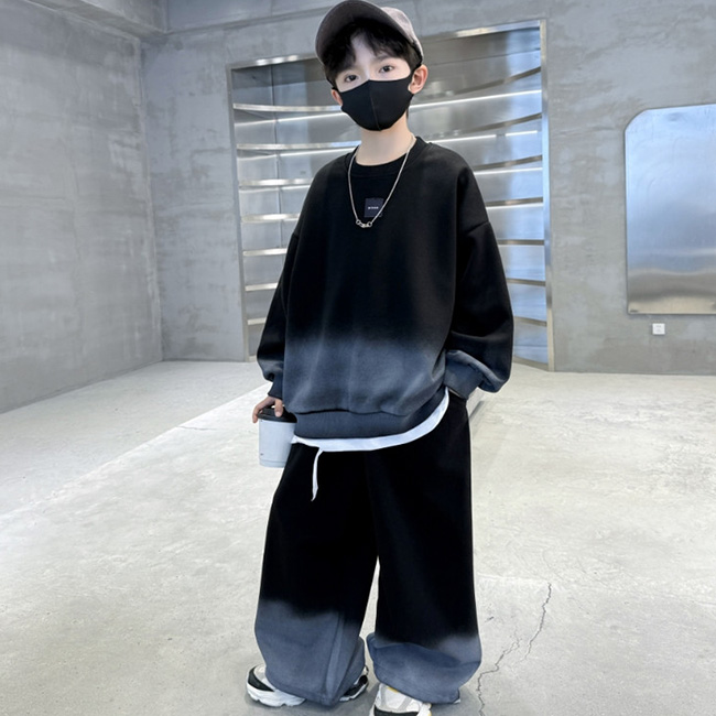 나나키즈 남아 봄 가을 영문 패치 나염 맨투맨 상하복 주니어 세트 초중생 긴팔 초등생 긴바지 세트  (6105) 40,800원