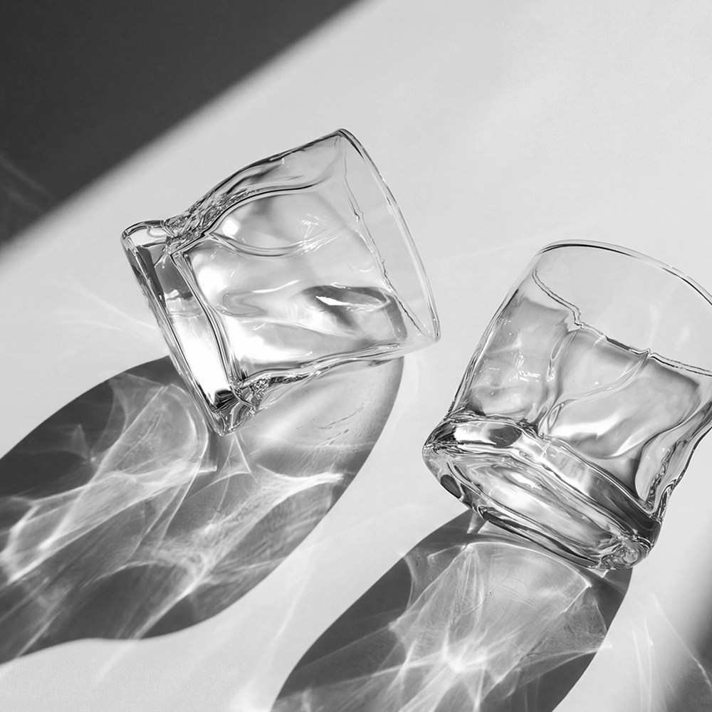 [DND] 고급 위스키 온더락 술 잔 선물 세트 2P 웨이브 컵 집들이 크리스탈 유리 언더락 양주 26,340원