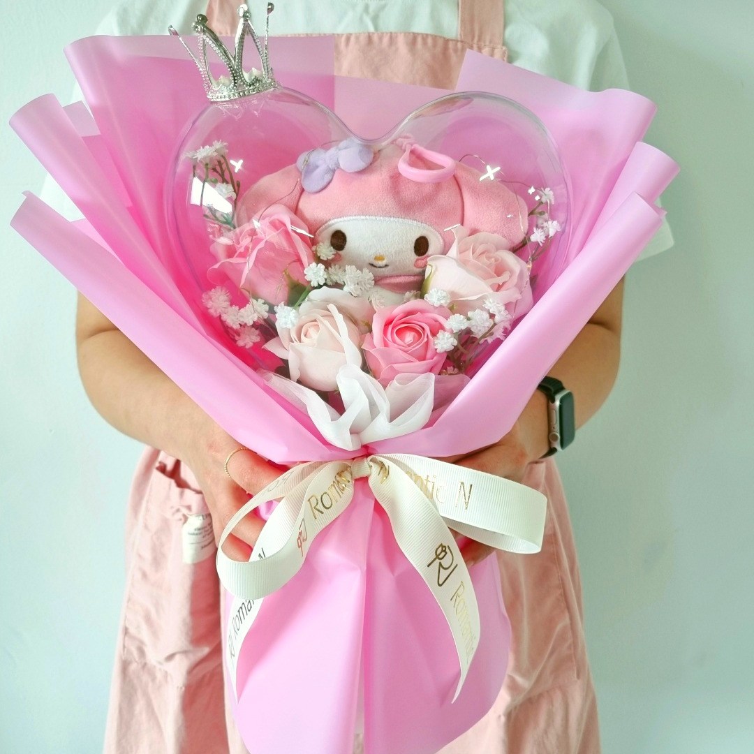 로맨틱앤 산리오 인형꽃다발 아크릴 하트 풍선꽃다발 + 쇼핑백 + LED조명, 1개, 마이멜로디 핑크 34,900원